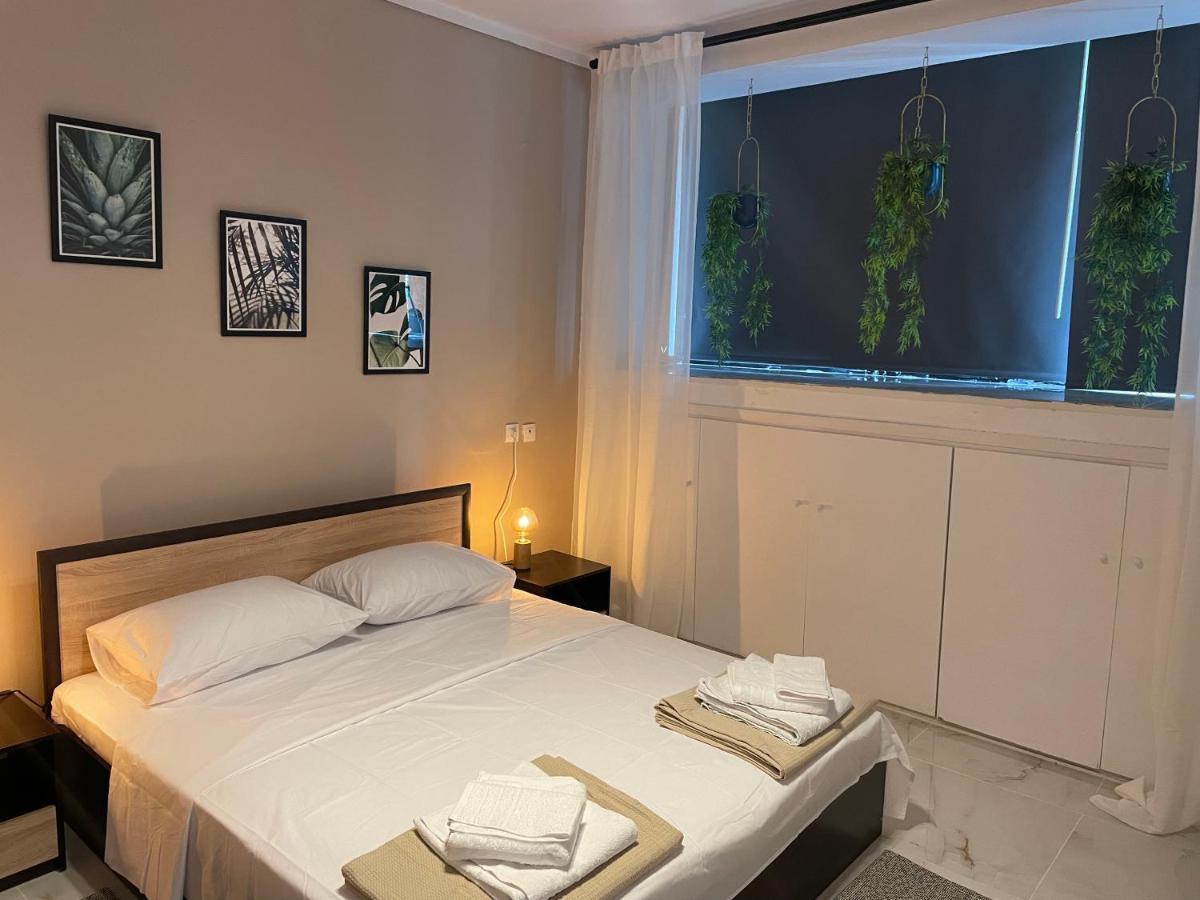 Almond Apartment Thessaloniki Buitenkant foto