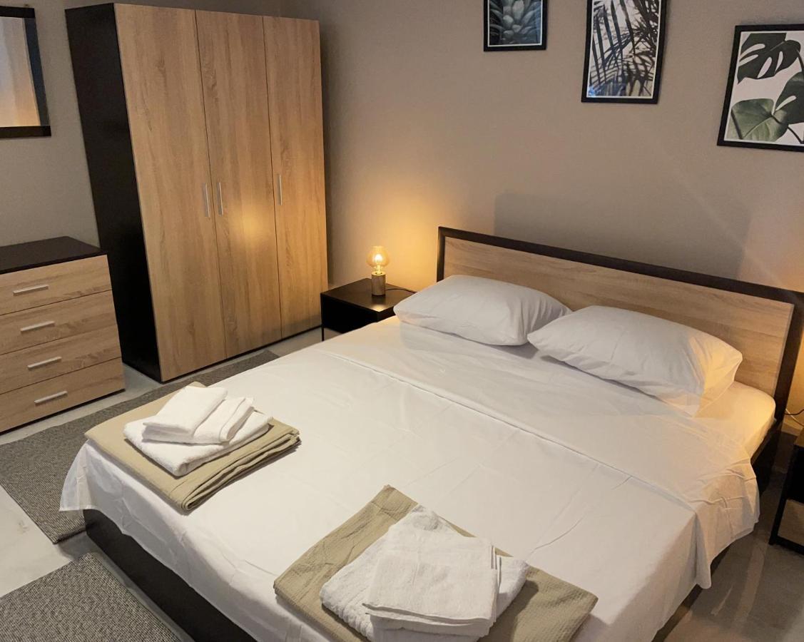 Almond Apartment Thessaloniki Buitenkant foto
